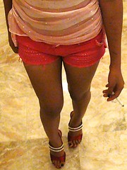 Hard-partying Filipina spinner gets slutty back at the hotel