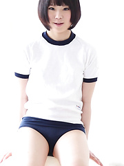 Do you want to be Minori's private sports instructor? This cute Japanese girl needs help with her bouncing technique but keeps teasing us with he